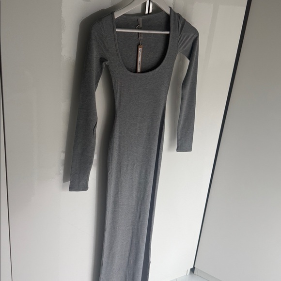 SKIMS Charcoal Long Sleeve Dress - Picture 5 of 7